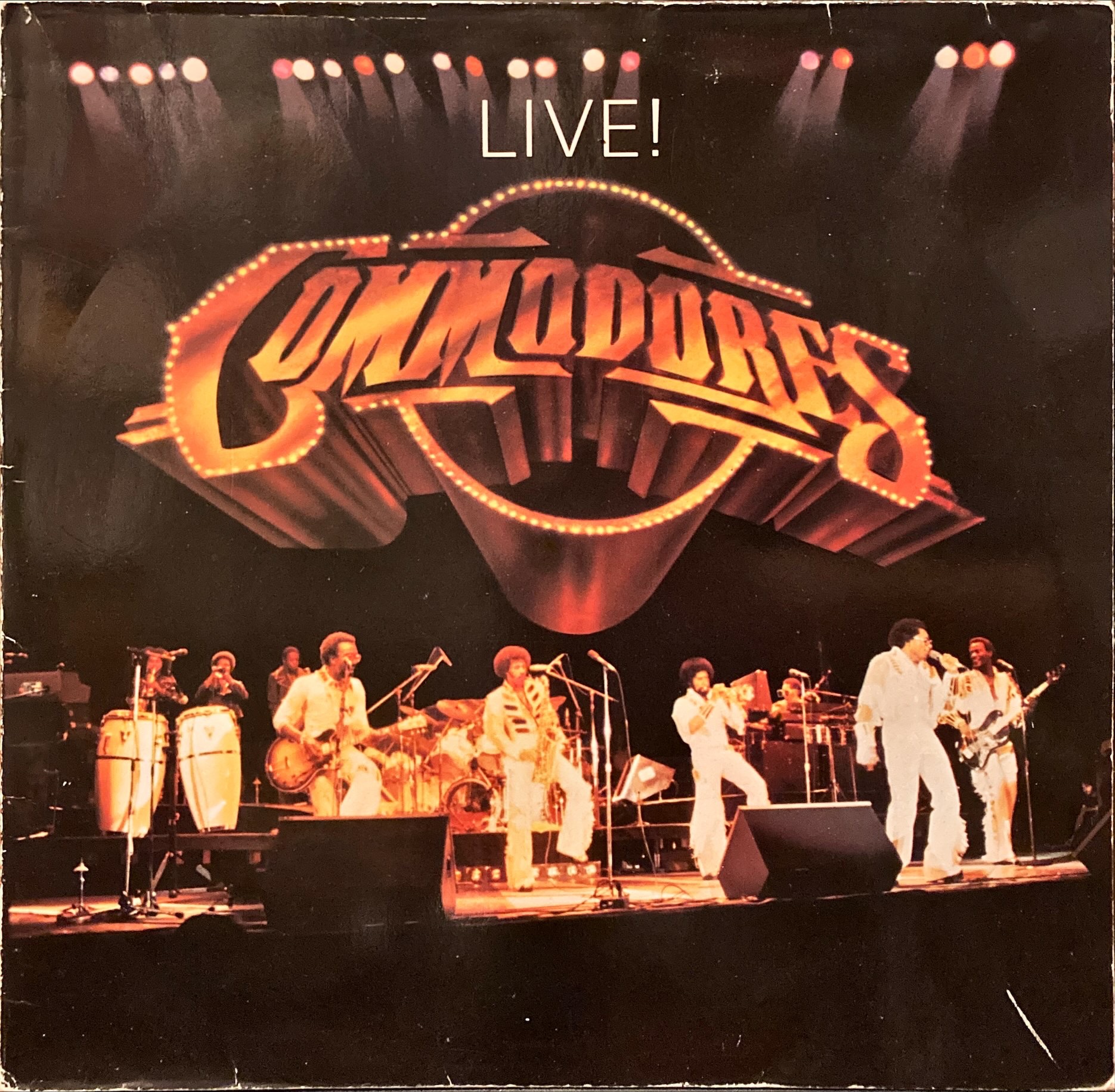 Commodores - Live!