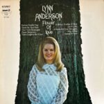 Lynn Anderson - Flower Of Love
