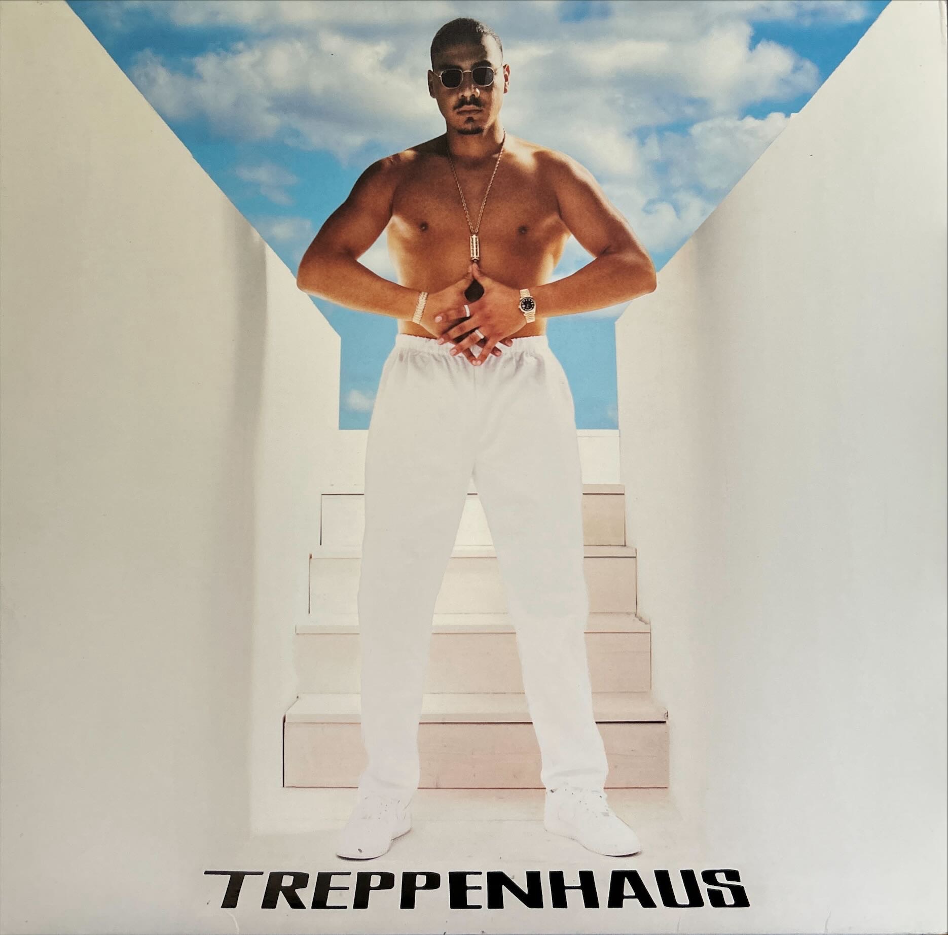 Apache 207 - Treppenhaus