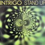Intrigo - Stand Up