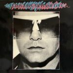 Elton John - Victim Of Love