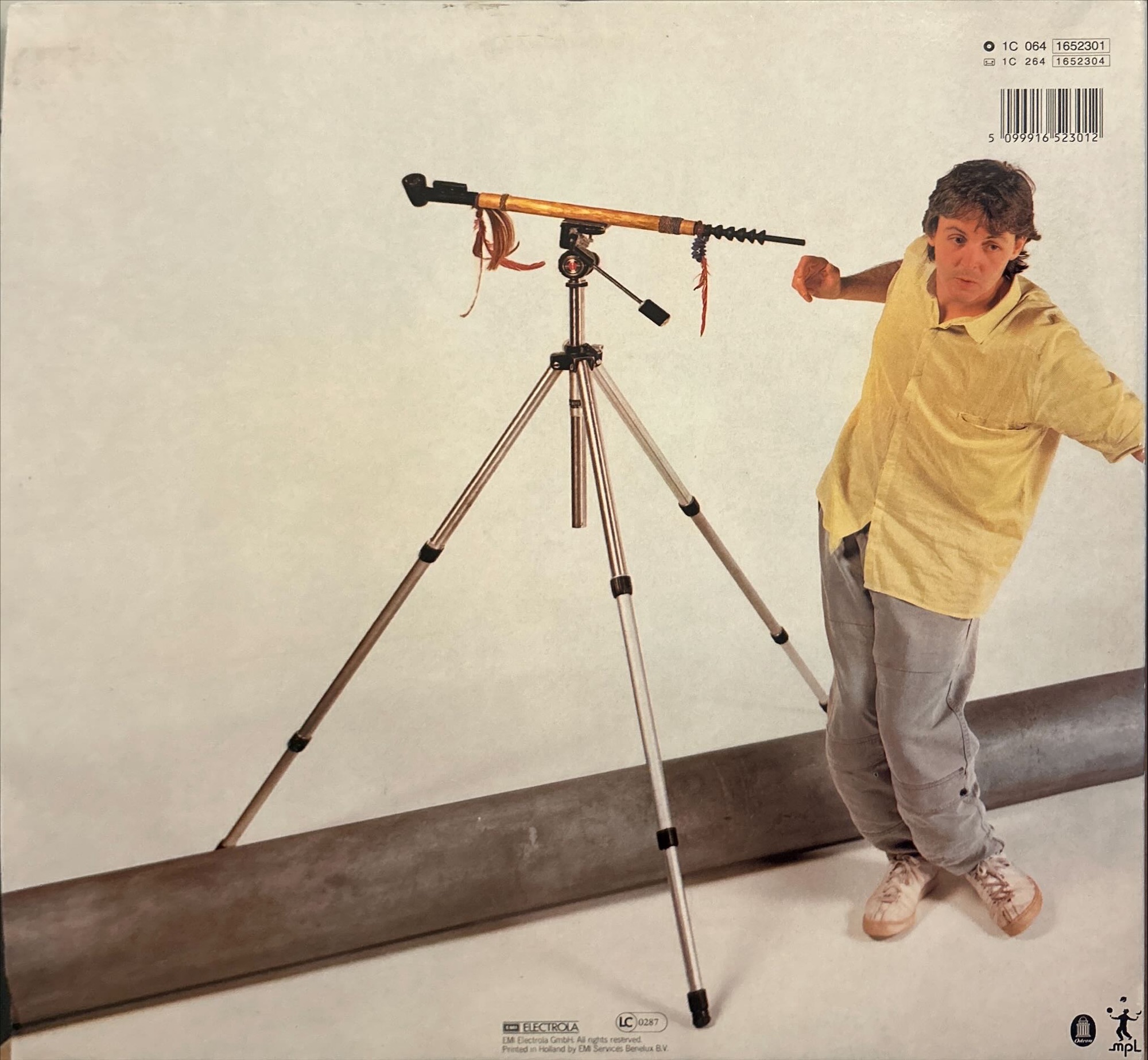 Paul McCartney - Pipes Of Peace